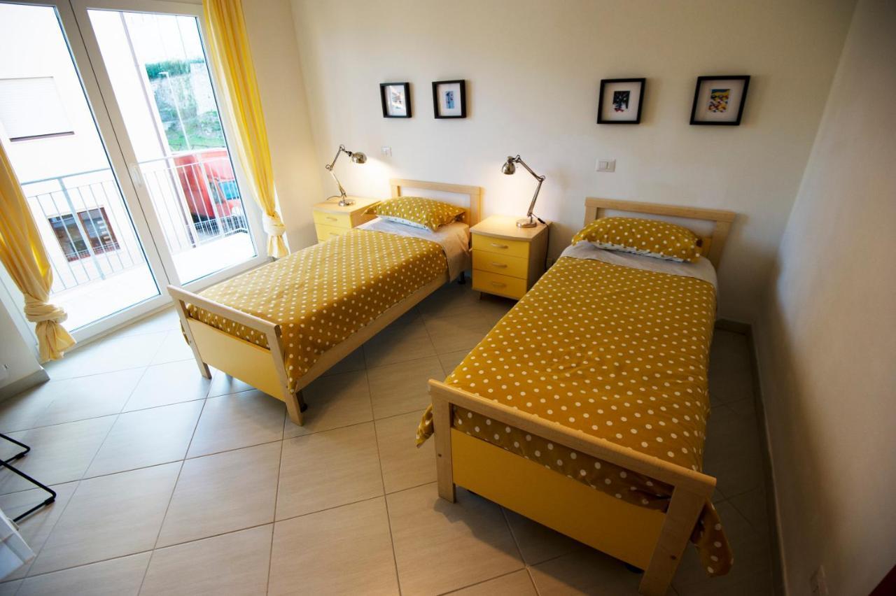 Apartament Casa San Bernardino - Private Parking LʼAquila Zewnętrze zdjęcie