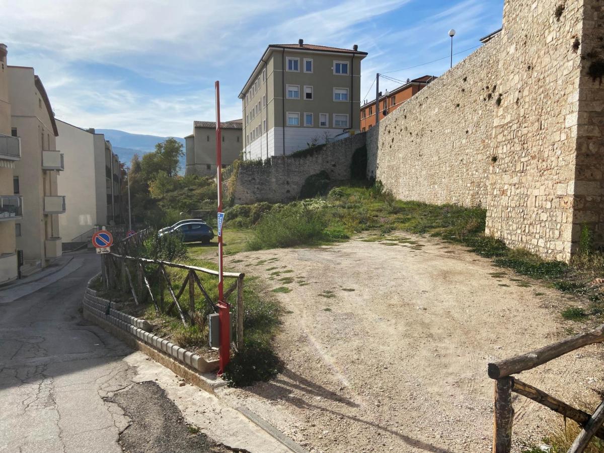 Apartament Casa San Bernardino - Private Parking LʼAquila Zewnętrze zdjęcie